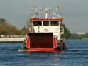 Motor Segelboot mit Motorschaden trieb gegen Alte Liebe bei Koeln Rodenkirchen P129